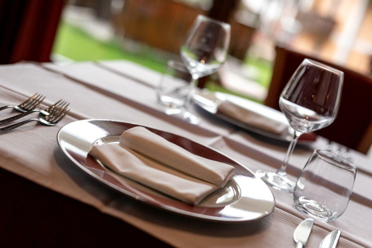 פיירה די פרימיירו Hotel Isolabella Wellness מראה חיצוני תמונה