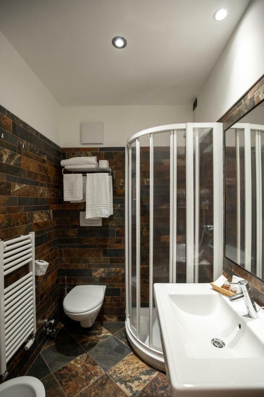 פיירה די פרימיירו Hotel Isolabella Wellness מראה חיצוני תמונה